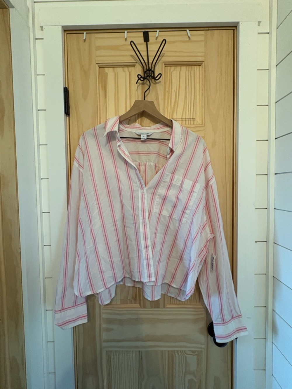 Old Navy Pink and White Striped Button-Down Shirt NWT